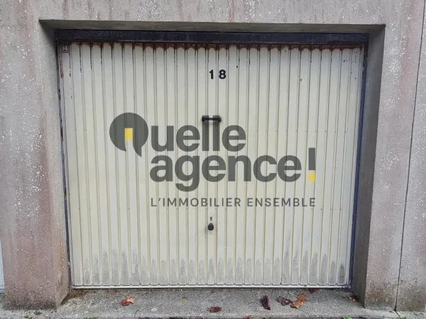 Garage/box 15 m² Brest