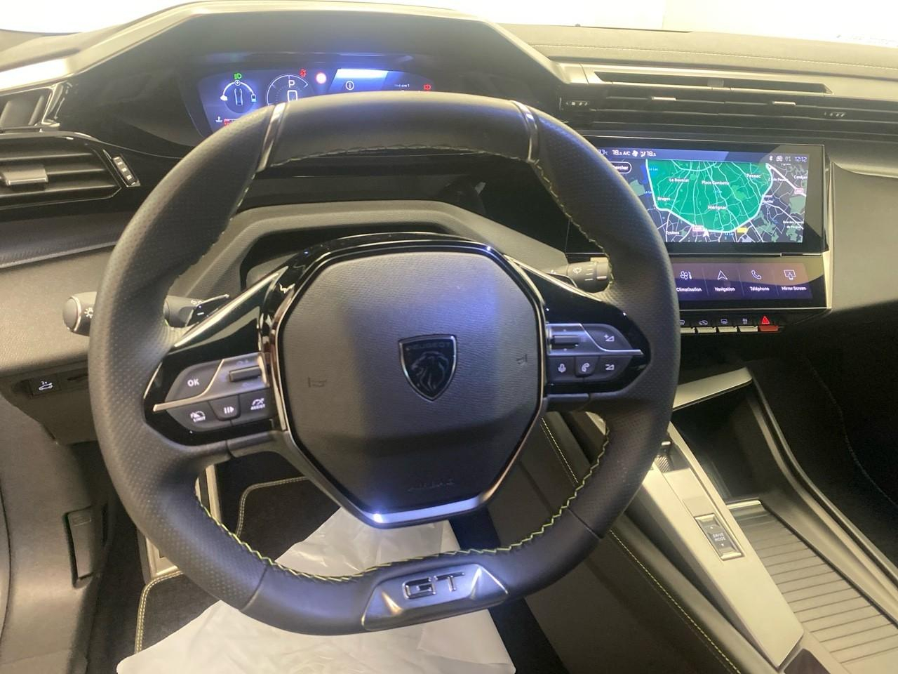 Peugeot 408 hybrid 145 e-dcs6 gt — photo 12