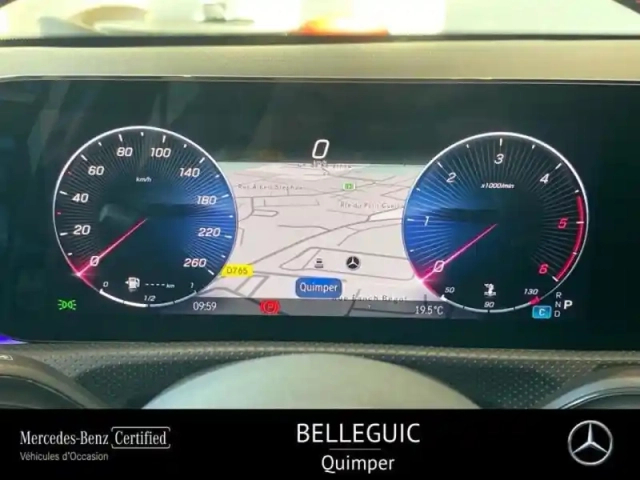 Mercedes Classe A berline 200 d 150ch amg line 8g-dct — photo 9