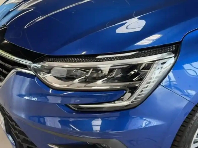 Renault Megane 1.5 blue dci 115ch evolution edc -23 — photo 9