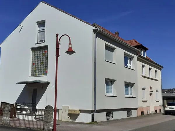 Immeuble 3 appartements rénové bien situé à Grosbliederstro
