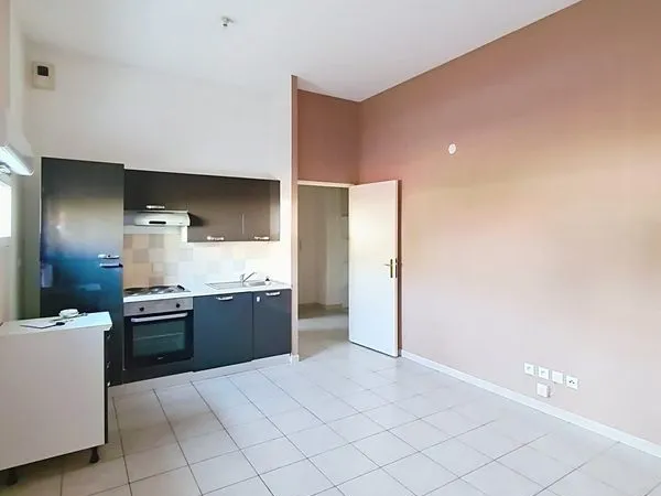 Studio 1 pièce 29 m²