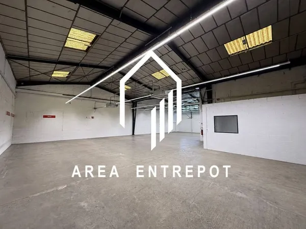Local d'activité 400 m²