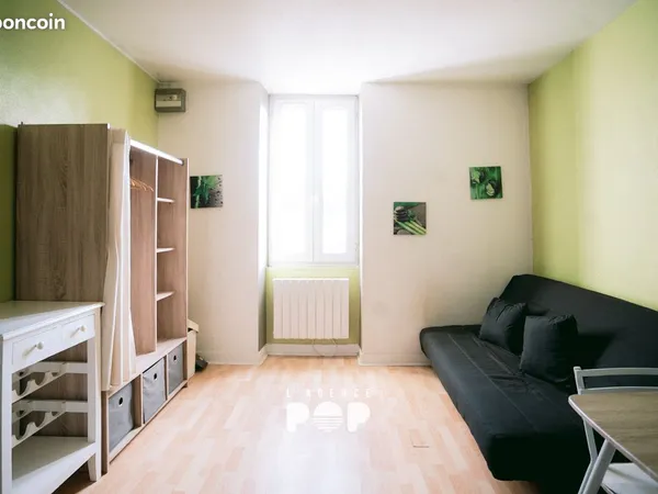 Studio 1 pièce 17 m²