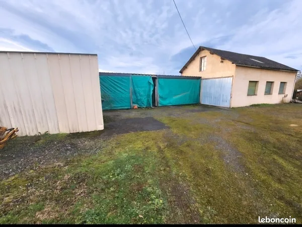 Location hangar 95m2