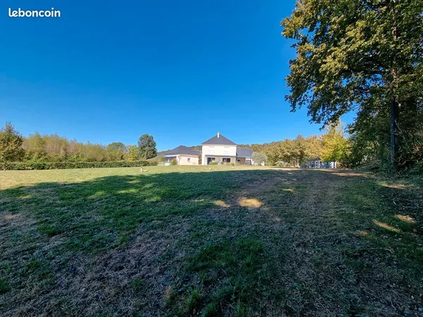 Propriété 7 pièces 189 m²