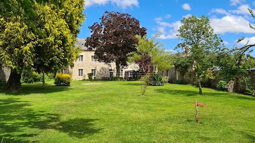 Maison 11 pièces 246 m²