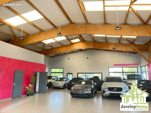 Local d'activité 364 m²