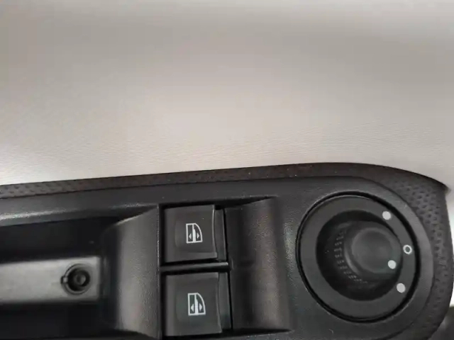 Renault Twingo iii sce 65 - 21 — photo 7