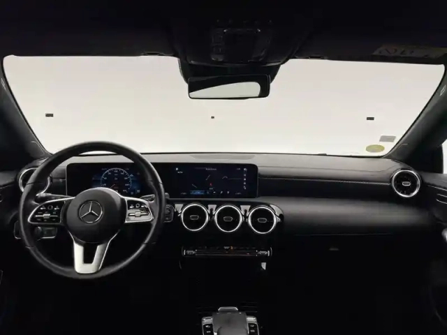 Mercedes Cla shooting brake 220 d 8g-dct — photo 24