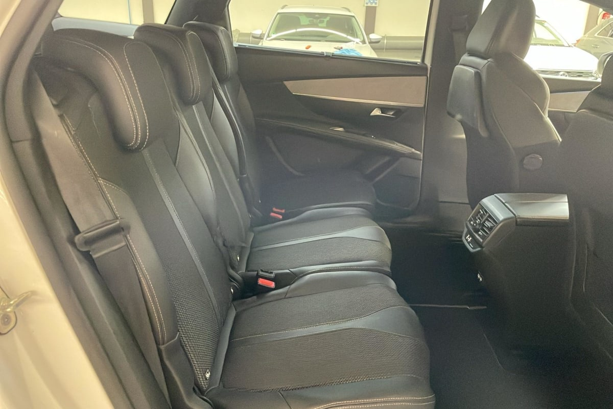Peugeot 5008 — photo 10