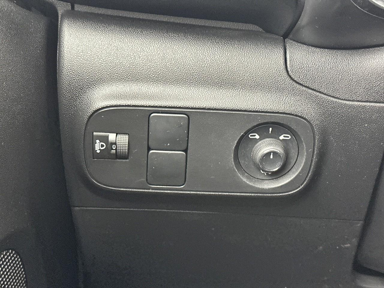 Citroën C3 bluehdi 100 bvm6 you — photo 16