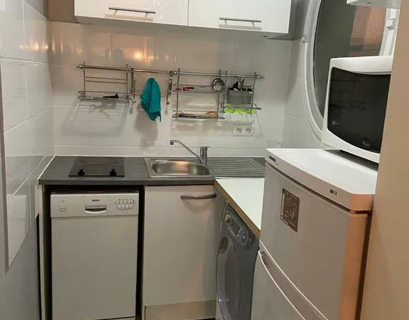 Studio 1 pièce 28 m²
