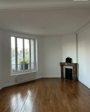 Location 3 pieces à enghien les bains 95880