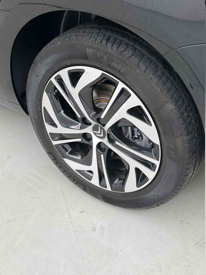 Citroën Grand C4 Spacetourer — photo 42