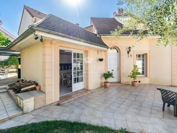 Maison 7 pièces 150 m²