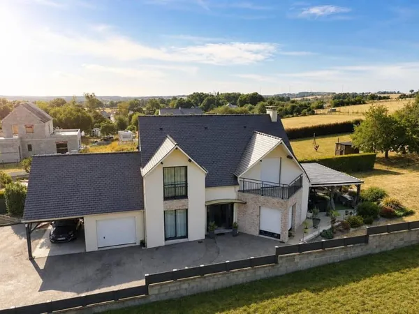 Coup de coeur assuré : Maison familiale 160 m² avec grand terrain