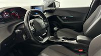 Peugeot 2008 1.5 BlueHDi 110ch S&S Allure Pack — photo 12