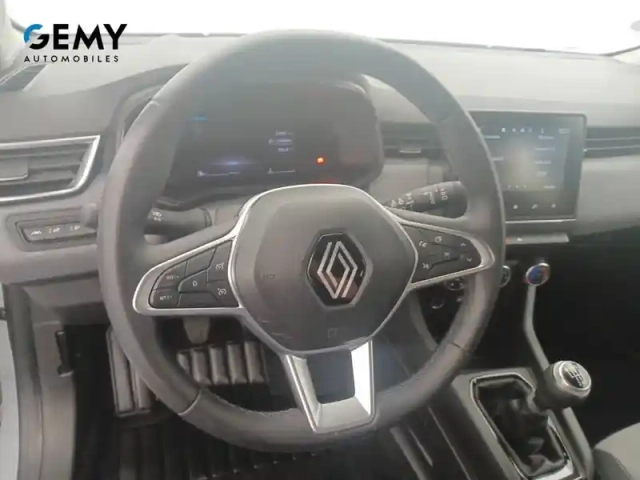 Renault Clio tce 90 — photo 13