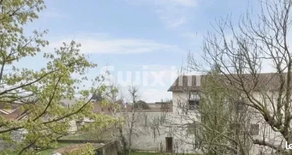 Local 240 m² Ambérieu-en-Bugey