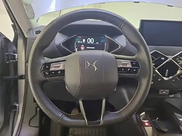 Ds Ds 3 puretech 100 bvm6 — photo 29