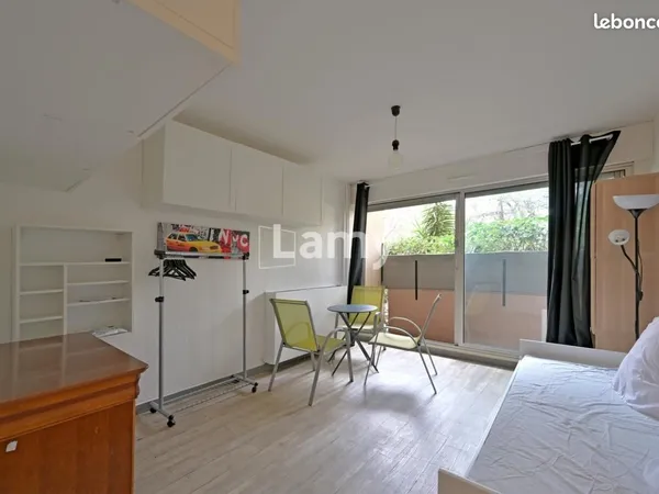 Parking 19 m²