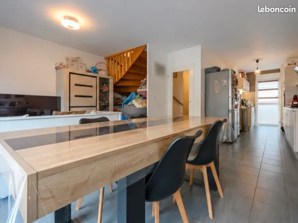 Maison 3 chambres semi individuelle