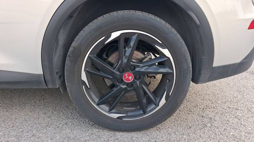 DS DS7 1.2 PureTech 130 EAT8 - Performance Line – 2021 – 46323 km – Essence – Boîte Automatique — photo 4