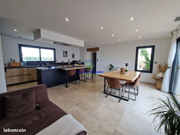 Villa 7 pièces 134 m²