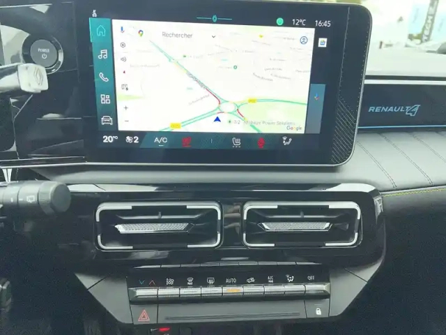 Renault 4 renault  e-tech electrique 150 ch autonomie confort — photo 11