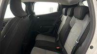 Renault Clio 1.0 TCe 90ch Evolution - 24 — photo 13