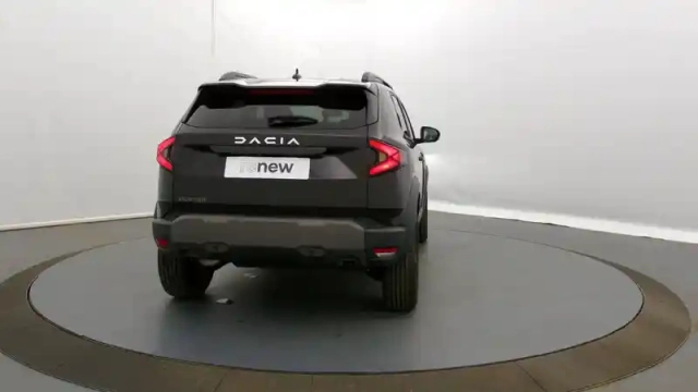 Dacia Duster mild hybrid 130 — photo 4