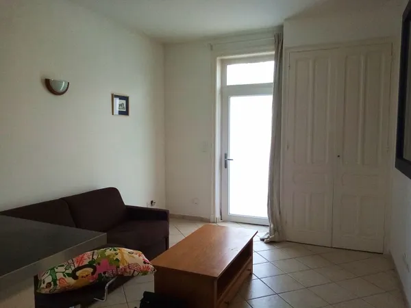 Loue T2 meublé de 38m²s à Gare de Villeurbanne (69) disponible le 8/11/2026