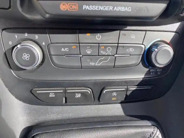 Ford Transit Connect fourgonnette l1 1.0e 100ch e85 trend — photo 26