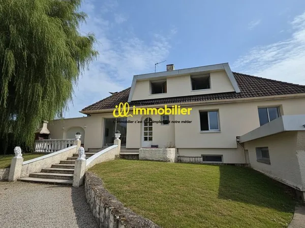 Maison 8 pièces 158 m²