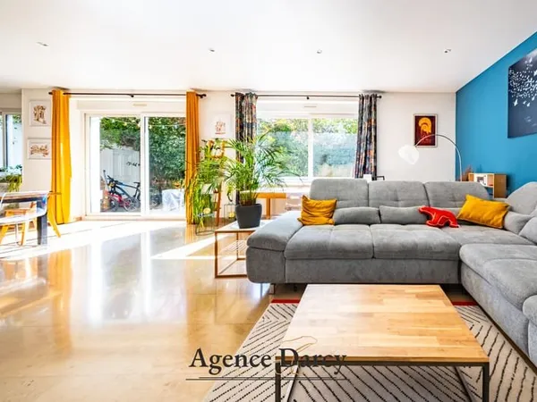 Appartement en duplex avec terrasse | centre ville Dijon