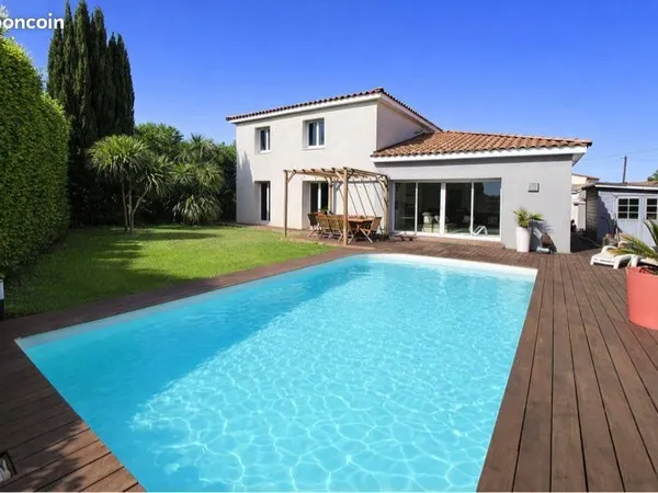 Villa T6 160 m² sur Terrain 610 m² - Sans vis-à-vis