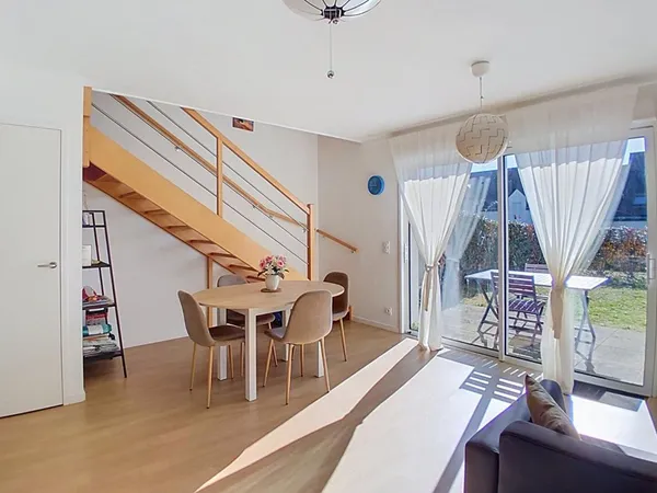 Vends maison - 66.31 m² - 4 pièces, 3 chambres - Sarzeau 56370