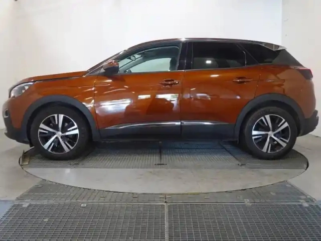 Peugeot 3008 1.2 puretech 130ch allure s&amp;s — photo 5
