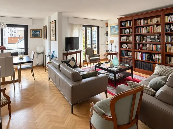 Appartement 5 pièces 117 m²