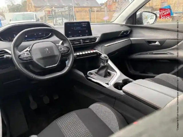 Peugeot 3008 1.2 puretech 130ch s&amp;s style — photo 30