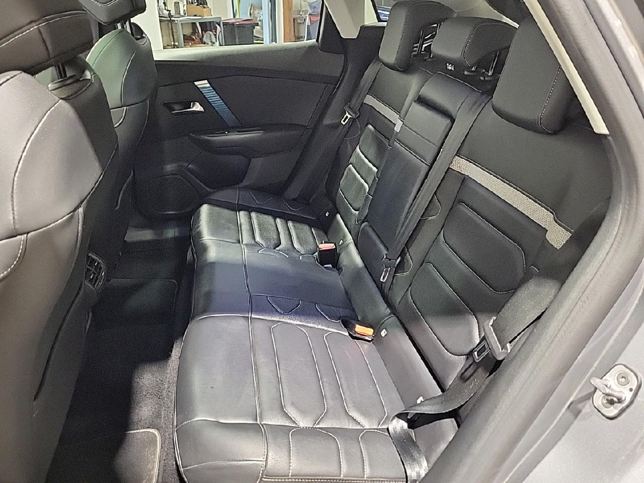 Citroën C4 e-c4 136 ch automatique shine pack — photo 13