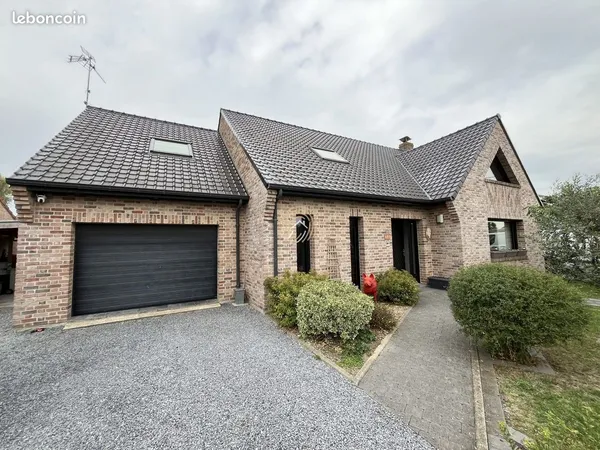 Maison 6 pièces 215 m²