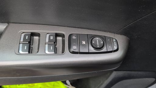 Kia Sportage 1.6 CRDi 115 4X2 - Active – 2018 – 116982 km – Diesel – Boîte Manuelle — photo 10