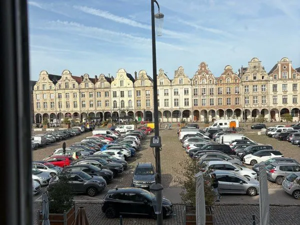 Appartement lumineux grand place 76m2