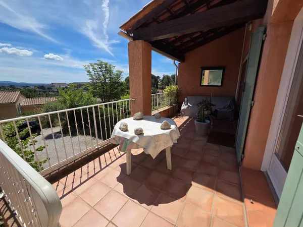 Vue Aix, villa calme avec studio et jardin