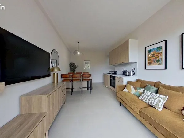 Chambre 5 pièces 84 m²