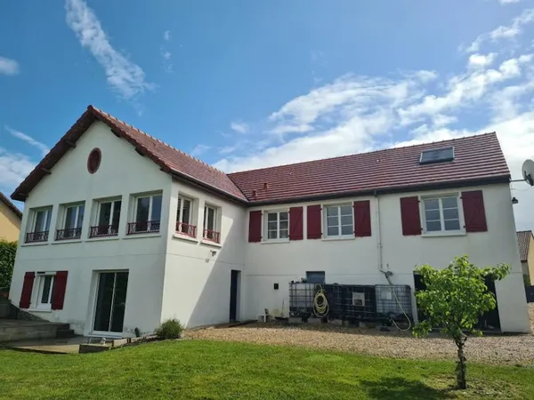 Maison 10 pièces 193 m²