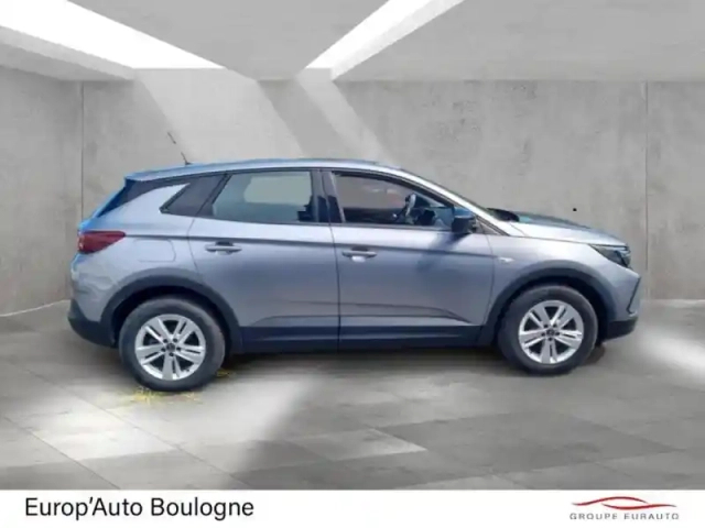 Opel Grandland 1.2 turbo 130ch — photo 4