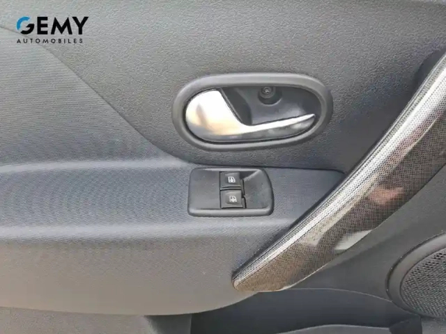 Dacia Sandero tce 90 easy-r — photo 21